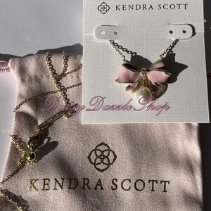 ✨New Kendra Scott x LoveShackFancy Pearl  Pink Bow Gold Necklace ✨🎀